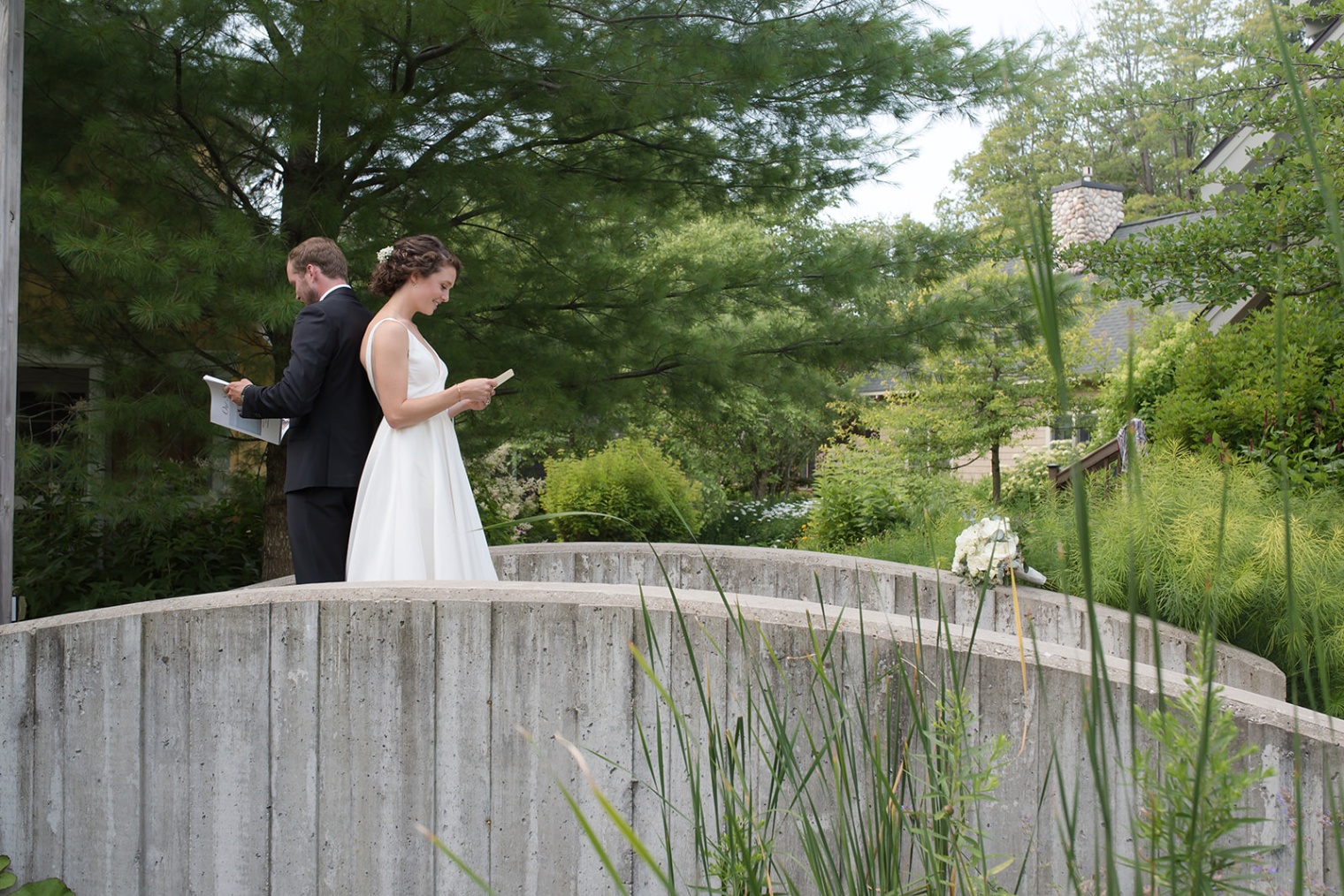 Hannah  And  Devon 19, Crystal Mountain, Coordination, Photos By Oden And Janelle wedding floral photo