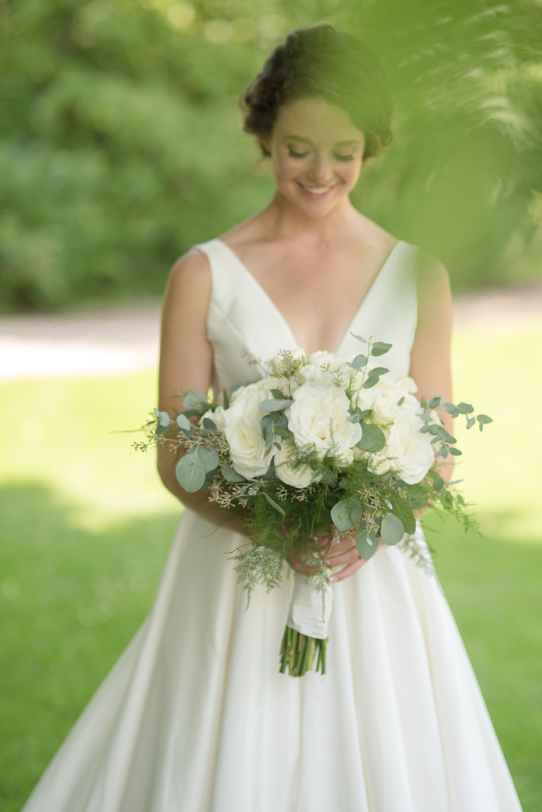 Hannah  And  Devon 19, Crystal Mountain, Coordination, Photos By Oden And Janelle wedding floral photo